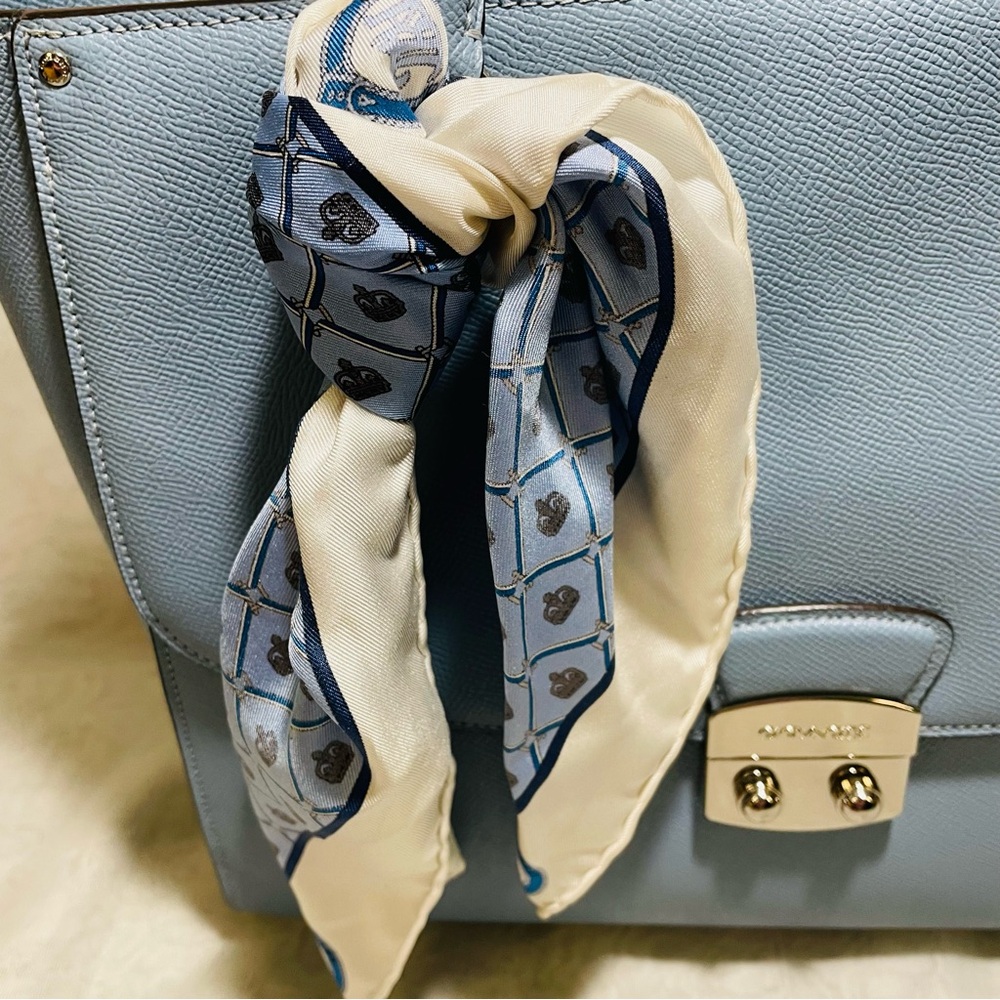 Coach Light Blue AveryTote Bag - Picture 13 of 15